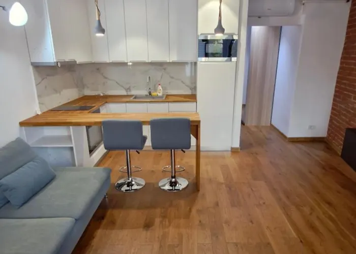 Apartment Near Old Town *