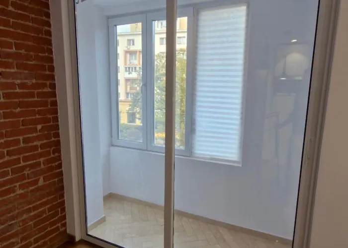 Near Old Town 公寓 *