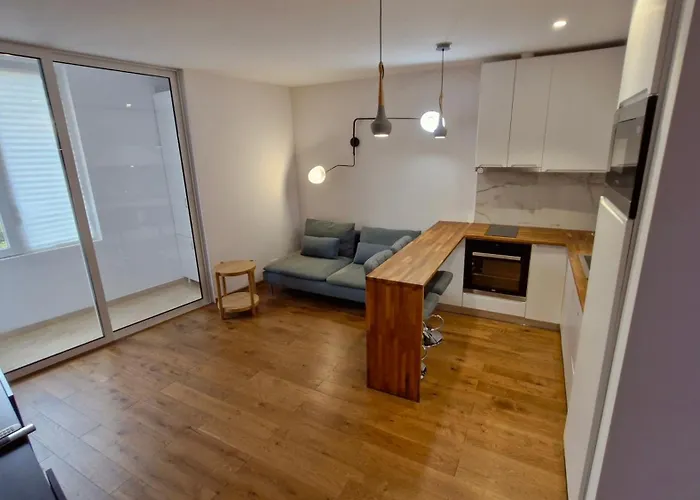 Near Old Town * 布加勒斯特