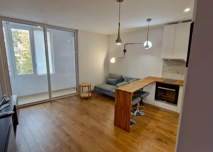 Near Old Town * 布加勒斯特