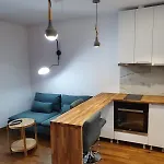 Апартаменти Near Old Town